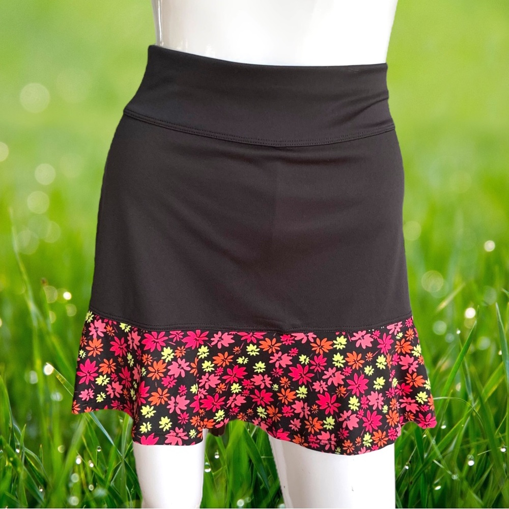 PGA TOUR GOLF/TENNIS/PICKLE BALL SKIRT. FLORAL/BLACK. WOMEN’S SIZE M/M